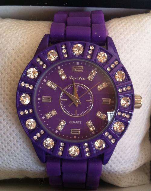 LAST ONE!!!RHINESTONE DIAMANTE PURPLE  LADIES WATCH