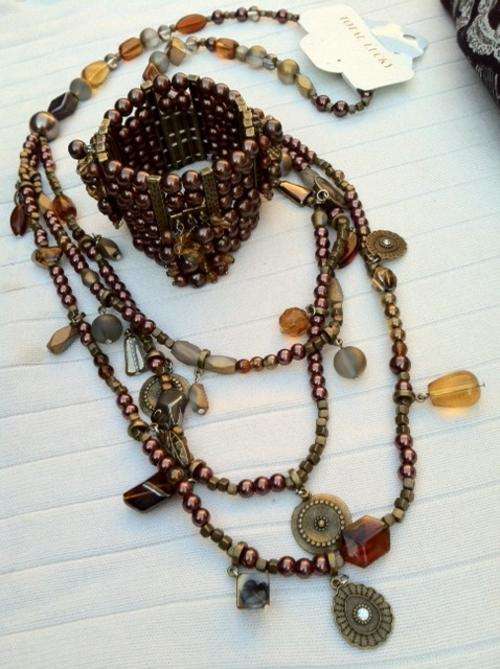 ONE SET ONLY!!LONG FANCY COPPER TONE/ BROWN MULTI BEADS NECKLACE AND STRETCHY BRACELET SET