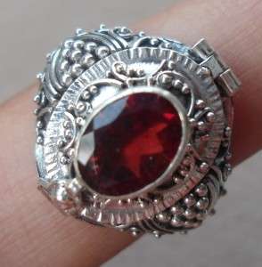 SOLID 925 STERLING SILVER RED GARNET BALINESE POISON LOCKET RING: SIZE 7