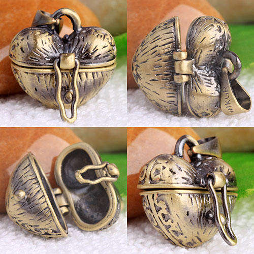 ANTIQUE COPPER LOVE CHARM PENDANT