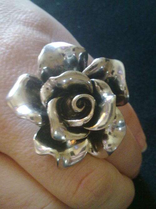TIBETAN SILVER ROSE RING 40 mm X 40mm