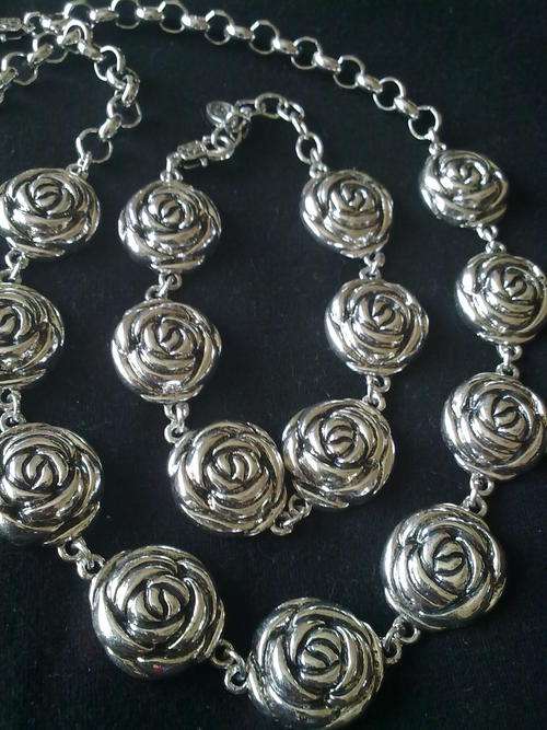 STUNNING TIBETAN SILVERLARGE ROSE NECKLACE BRACELET SET