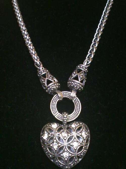 STUNNING TIBETAN SILVER OXIDISED HEART NECKLACE
