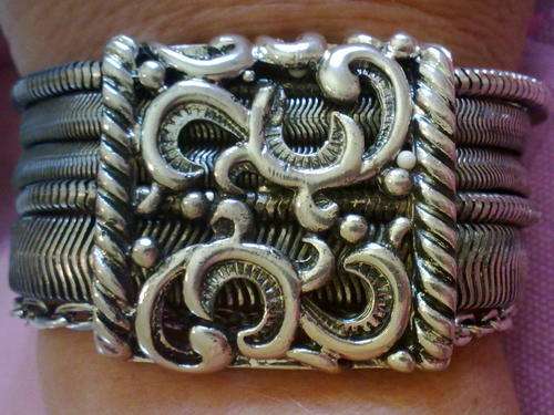 LAST ONE!!3,5 cm GORGEOUS TIBETAN SILVER WIDE BRACELET
