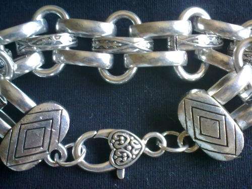 2,3 cm TIBETAN SILVER OVAL LINKS BRACELET