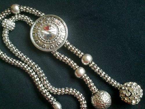 GORGEOUS TIBETAN SILVER CHUNKY AMULET NECKLACE