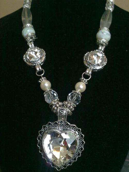 STUNNING!!! TIBETAN SILVER FANCY CRYSTAL HEART NECKLACE