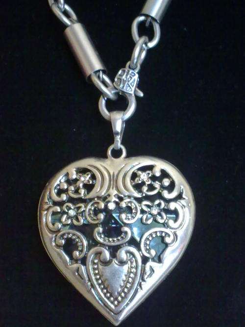 ONE ONLY!!TIBETAN SILVER FILIGREE CRYSTAL HEART PENDANT BAMBOO NECKLACE