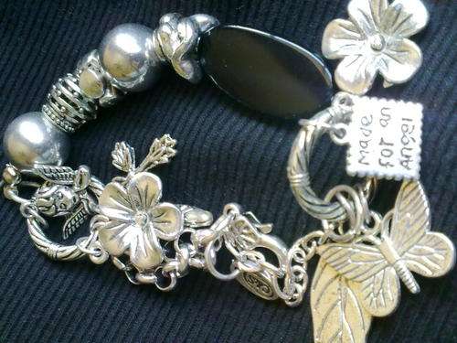 *R170* EXCLUSIVELY FROM THE 2010 HADASSAH COLLECTION TIBETAN SILVER MADE 4 AN ANGEL CHARMS BRACELET