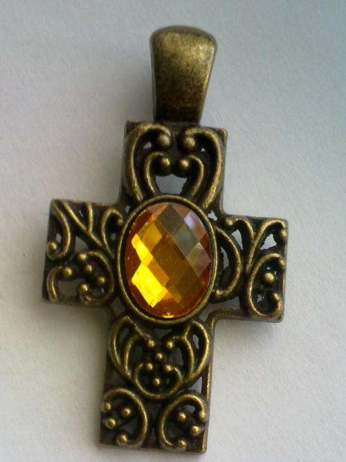 LARGE COPPER TONE FILIGREE CROSS PENDANT