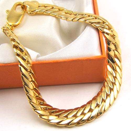 GORGEOUS GOLD BRACELET 8 mm