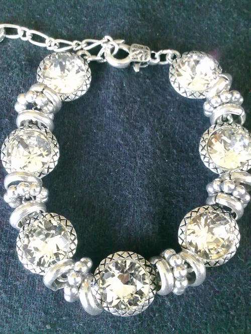 *R180* EXCLUSIVELY FROM 2011 HADASSAH COLLECTION TIBETAN SILVER DIAMANTE BRACELET