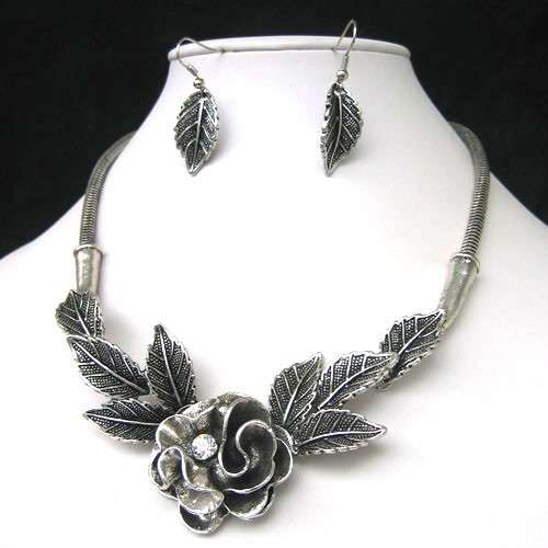 STUNNING TIBETAN SILVER ROSE LEAVES NECKLACE & EARRINGS SET