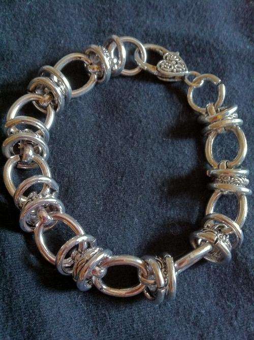 10mm SILVER TONE MULTI CIRCLE BRACELET LOBSTER CLASP