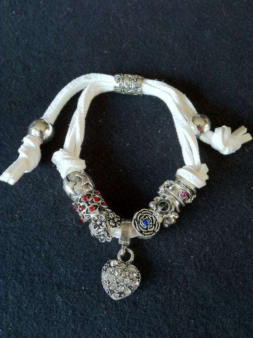 WHITE LEATHER STRAP PARDORA BEADS BRACELET ADJUSTABLE