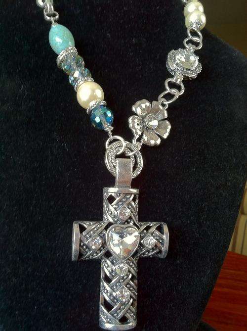 STUNNING FAUX PEARLY, CRYSTAL CHARMS MOTHER OF PEARL CRYSTAL, TIBETAN SILVER CROSS NECKLACE