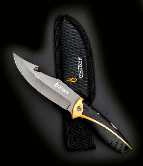 Gerber Bear Hunting Knife - New in box