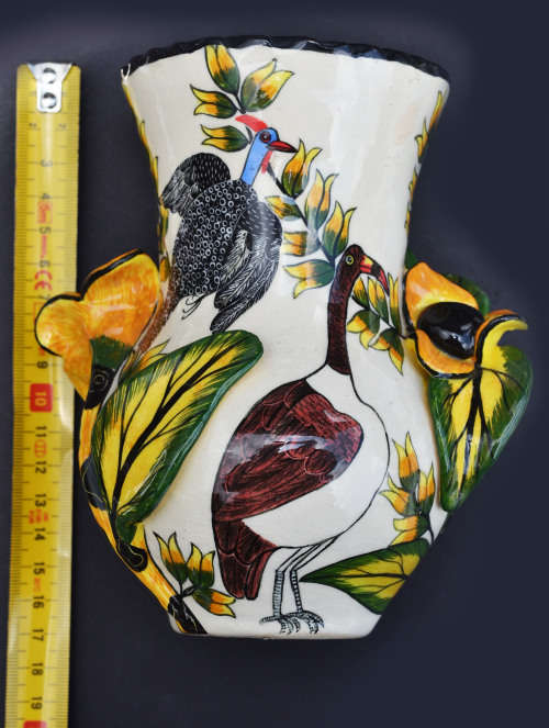 Ardmore Vase. Made by Mirriam painted by Gladys 2007