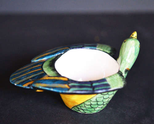 Ardmore ceramic. Made by Octavia painted by Matrina 1998