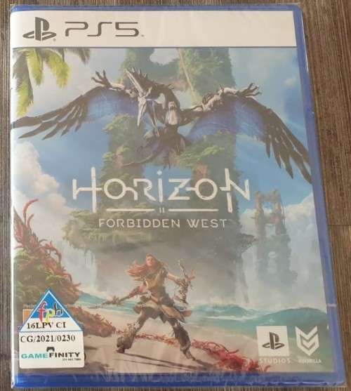PS5 + Horizon Forbidden West Bundle