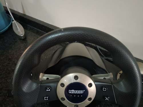 Nitho steering wheel and pedals PS3/PS2/pc