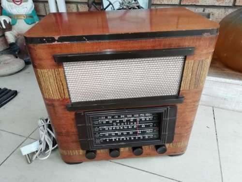 Sentinel model 295-T short wave radioWorking condition
