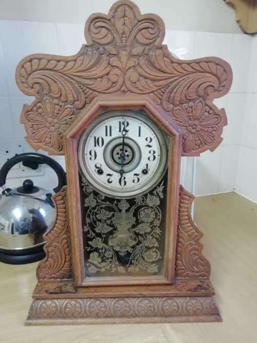 E Ingraham Gingerbread mantle clock