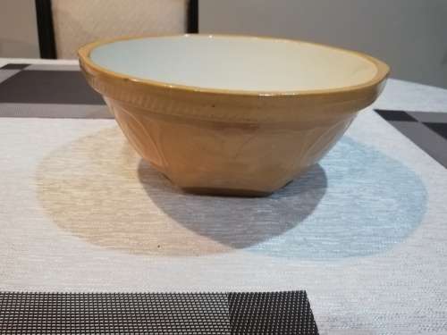The gripstand, T. G. Green & Co mixing bowl