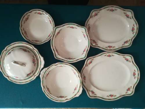 Johnson Bros Pareek set