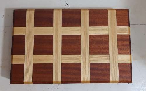 Cutting board made of mahogany and ashwood