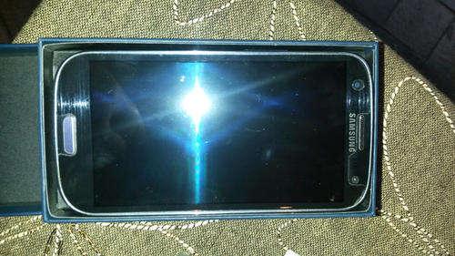 FREE POSTAGE Pebble Blue Samsung Galaxy S3 *only used for 4 months!*