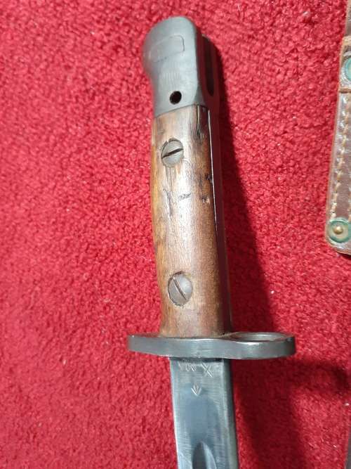 Pattern 1907 bayonet - good condition with scabbard and frog