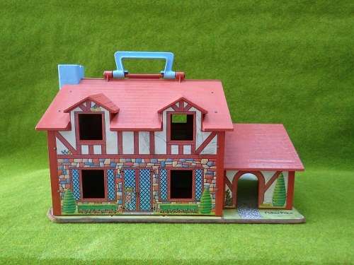 Fisher Price 'Little People Tudor Doll House'