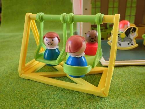 Fisher Price 'Play Family School'