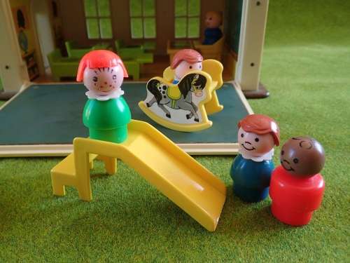 Fisher Price 'Play Family School'