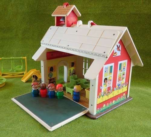 Fisher Price 'Play Family School'