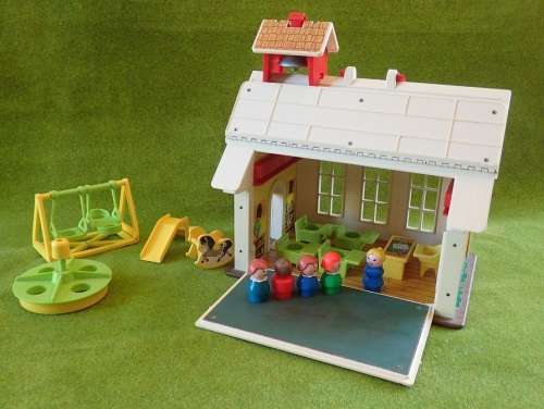 Fisher Price 'Play Family School'