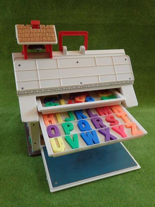 Fisher Price 'Play Family School'