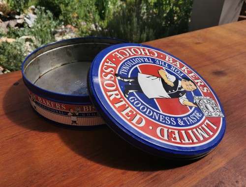 Vintage Cake Tins