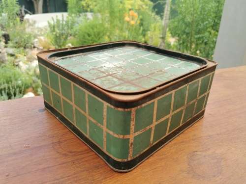Vintage Cake Tins