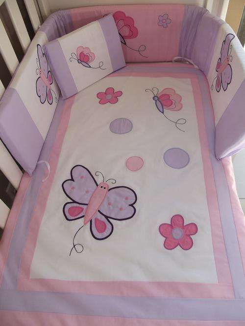 Flowers and Butterflies Appliqued 7 Piece Baby Linen Sets