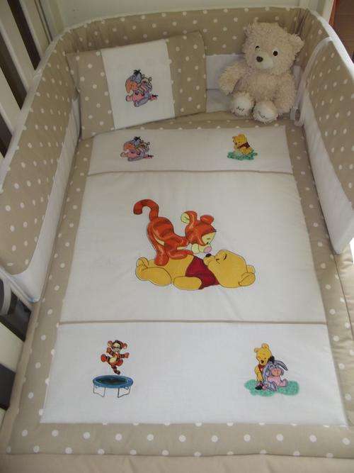 Winnie the pooh Embroidered 9 Piece Baby Linen Sets