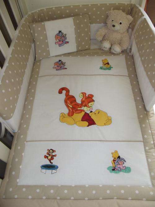 Embroidered Winnie the Pooh 7 Piece Baby Bedding Set