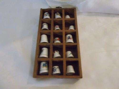 Nice wooden thimble printers tray with thimbles