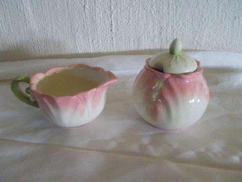 pretty pink flower style milk jug and sugar bowl set