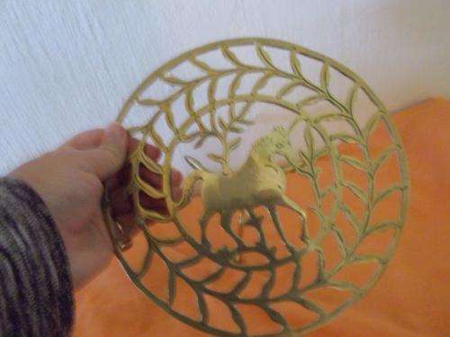 Brass horse pattern cake stand