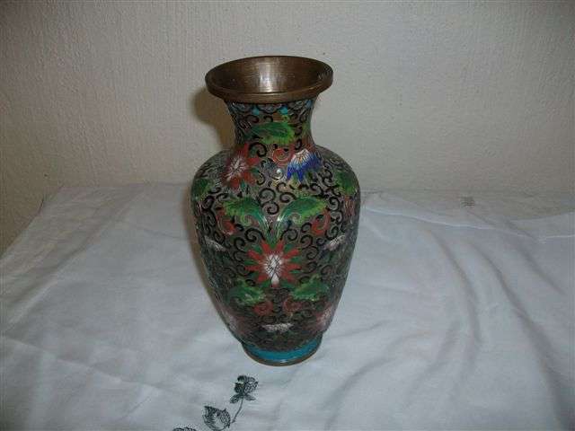 Lovely vintage cloisonne vase