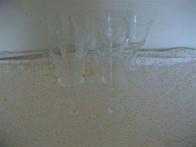 Good quaitly set of eight crysta...?? wine glasses