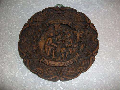 Decorative wooden wall plate