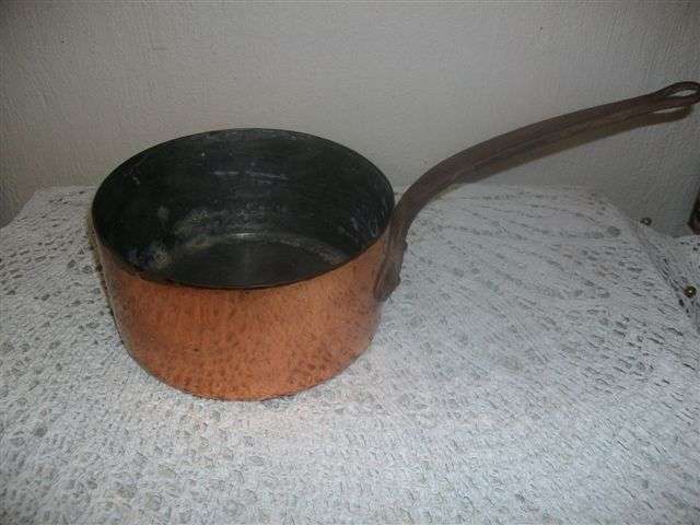 Heavy copper pot , no lid